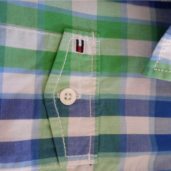 NEW Tommy Hilfiger short sleeve shirt - Picture 5 of 5